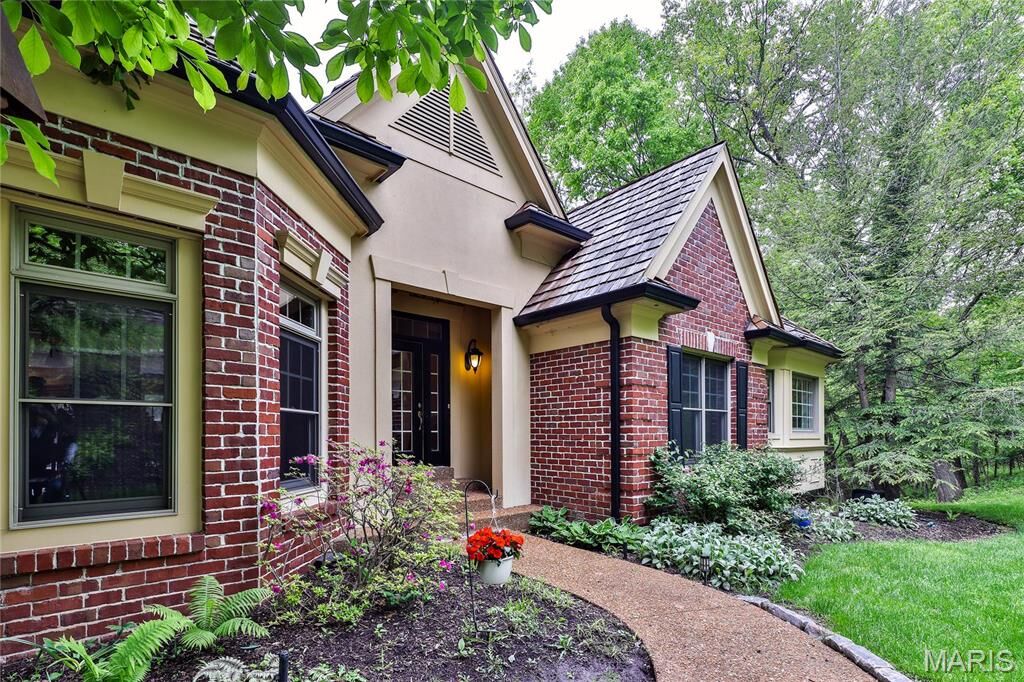 Property Photo: 242 Saint Andrews Drive MO 63073