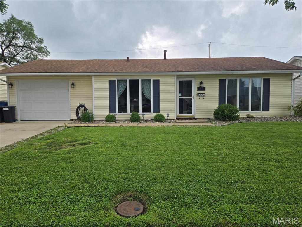 Property Photo: 97 Briarhaven Drive IL 62040