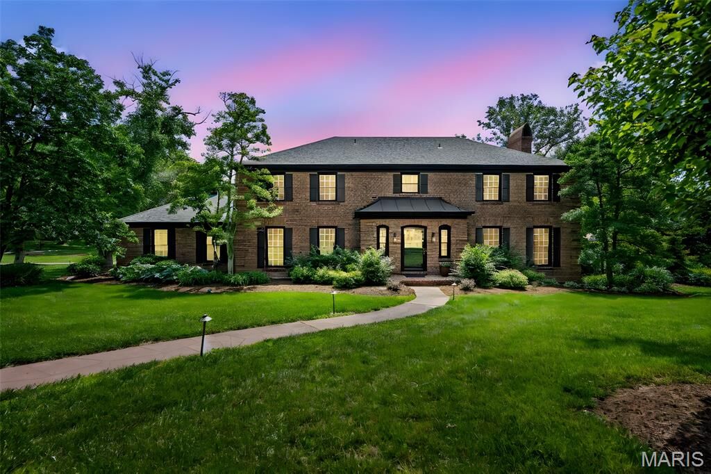 Property Photo:  33 Dunleith Drive  MO 63124 