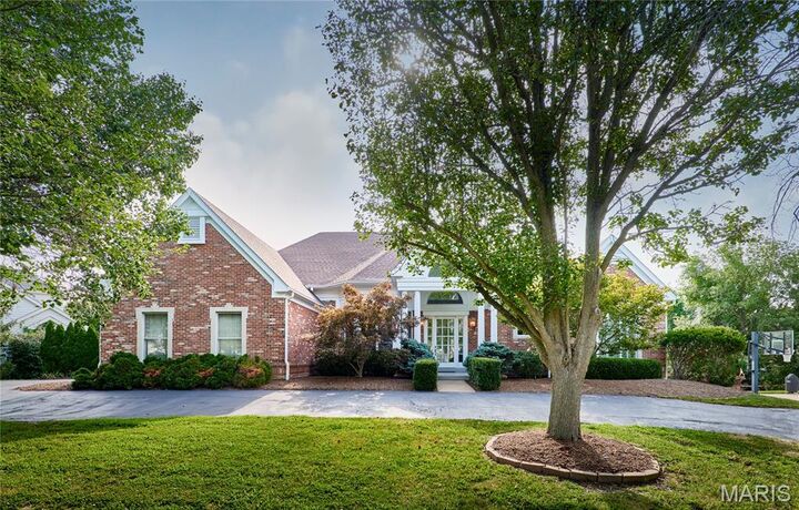 16350 Champion Drive  Chesterfield MO 63005 photo