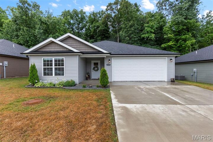 5429 Flatrock Trace  Jackson MO 63755 photo