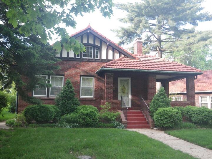 7507 Warwick Drive  Pasadena Park MO 63121 photo