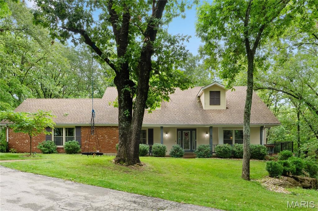 Property Photo: 1824 Oak Tree Ridge Road MO 63005