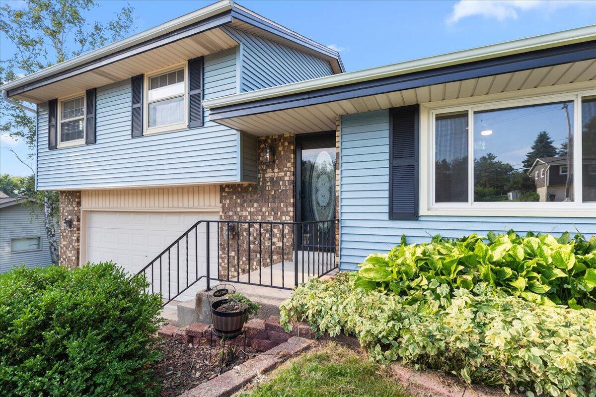 Property Photo: 1508 Jefferson St WI 53090