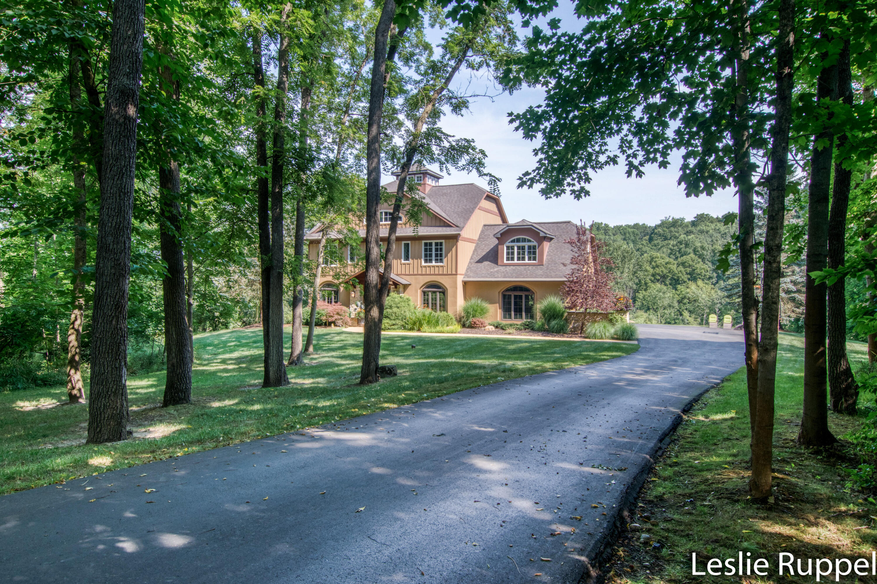 Property Photo: 6505 Old Darby Trail NE MI 49301