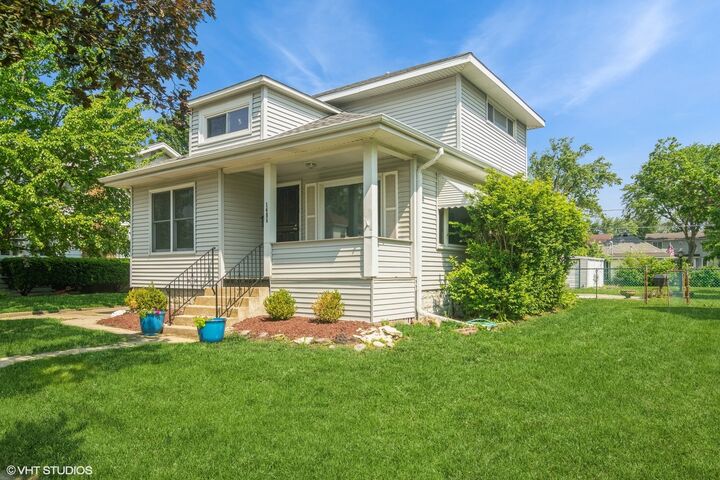 Property Photo:  1486 Van Buren Avenue  IL 60018 