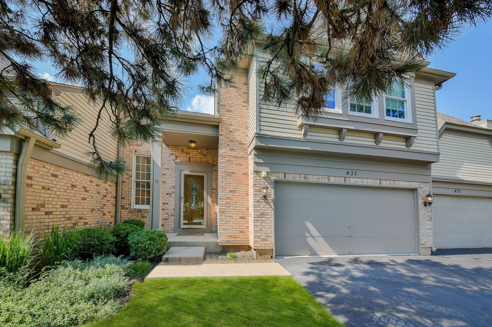 Property Photo: 431 Orleans Avenue 431 IL 60565