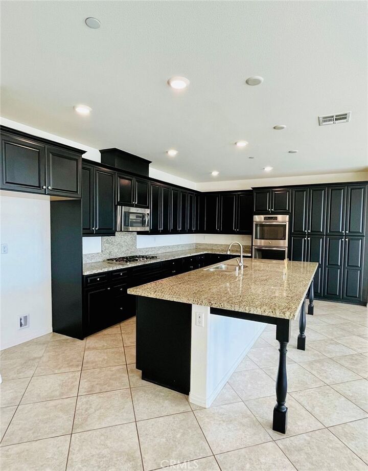 Property Photo: 14915 Shoreham Street CA 92880