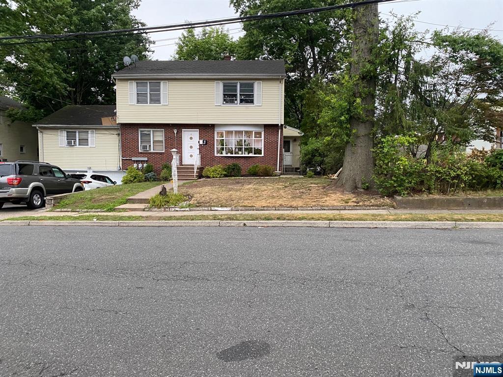 Property Photo:  8 Ralph Street  NJ 07621 