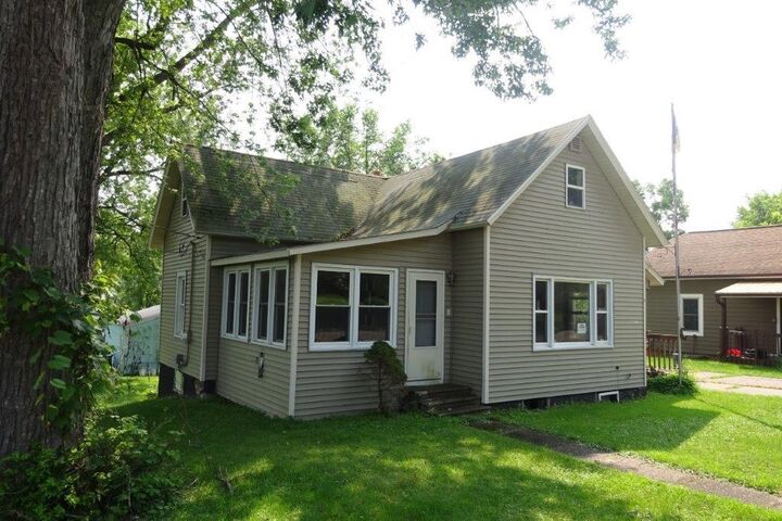 Property Photo: 110 E 9th Street WI 54456