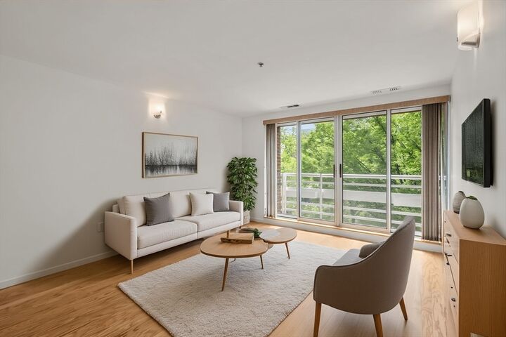 Property Photo:  6 Canal Park 307  MA 02141 