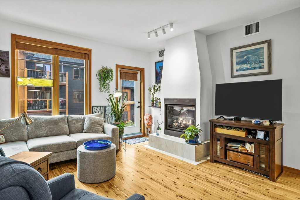 Photo de la propriété: 505 Spring Creek Drive 306 AB T1W 0C5