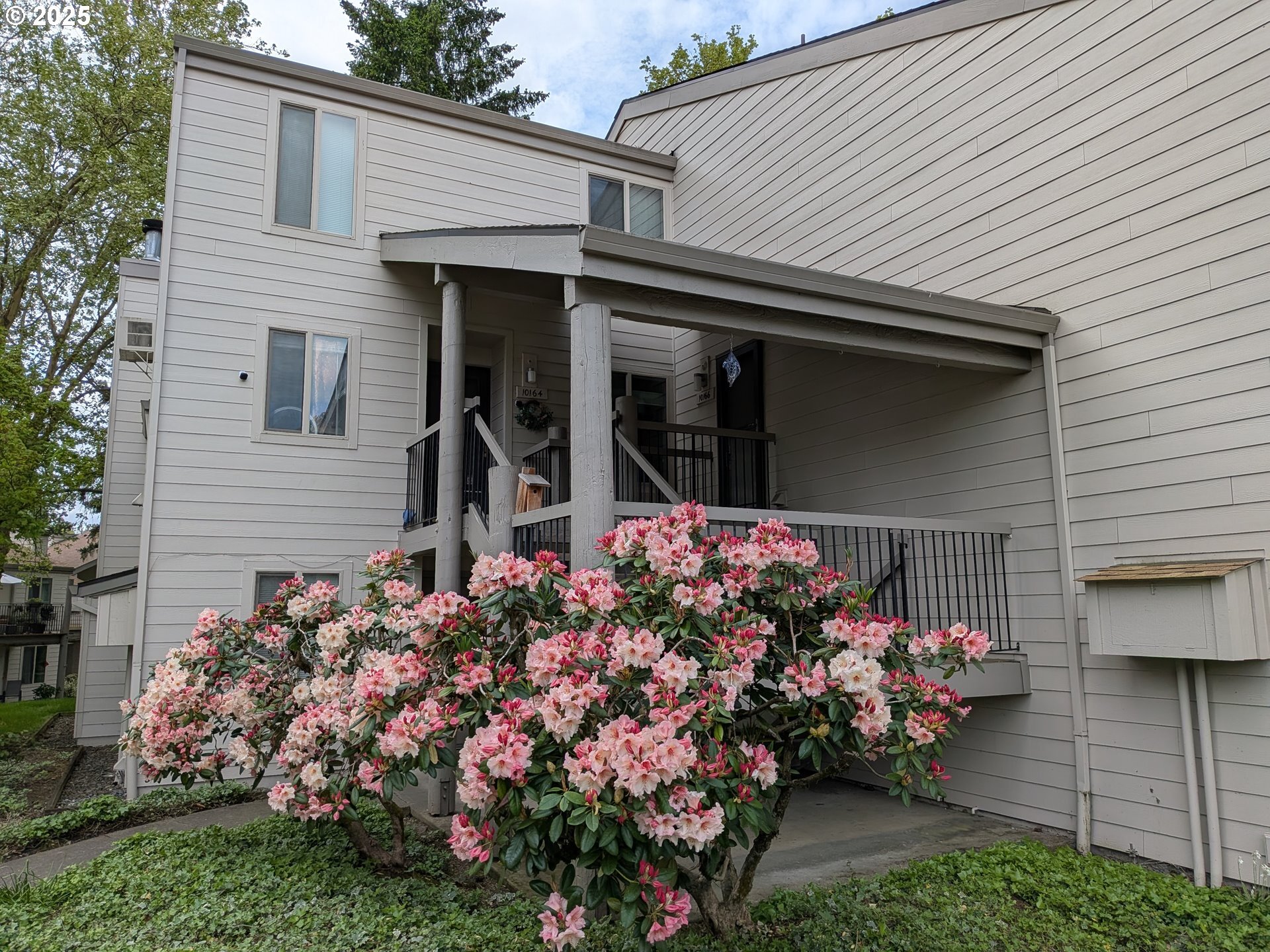 10166 SW Trapper Ter  Beaverton OR 97008 photo