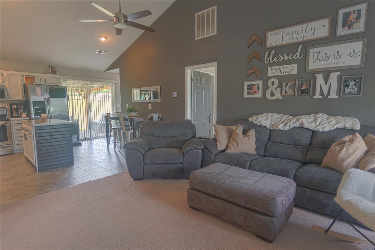 Property Photo:  753 S County Road 200 East  IN 47331 