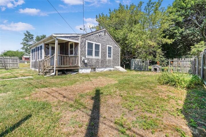 Property Photo:  51 Pine Street  RI 02871 