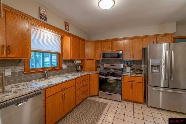 Property Photo: 221 Crestwood Drive MN 56003