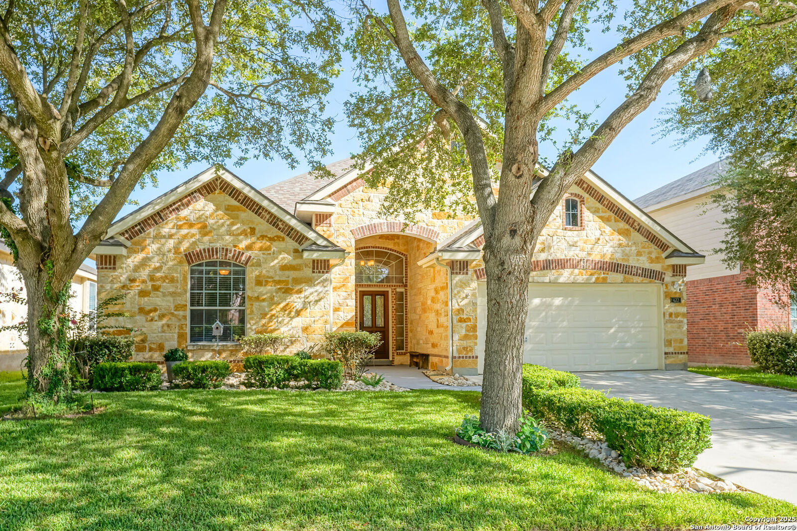 Property Photo:  422 Sorenstam  TX 78108 