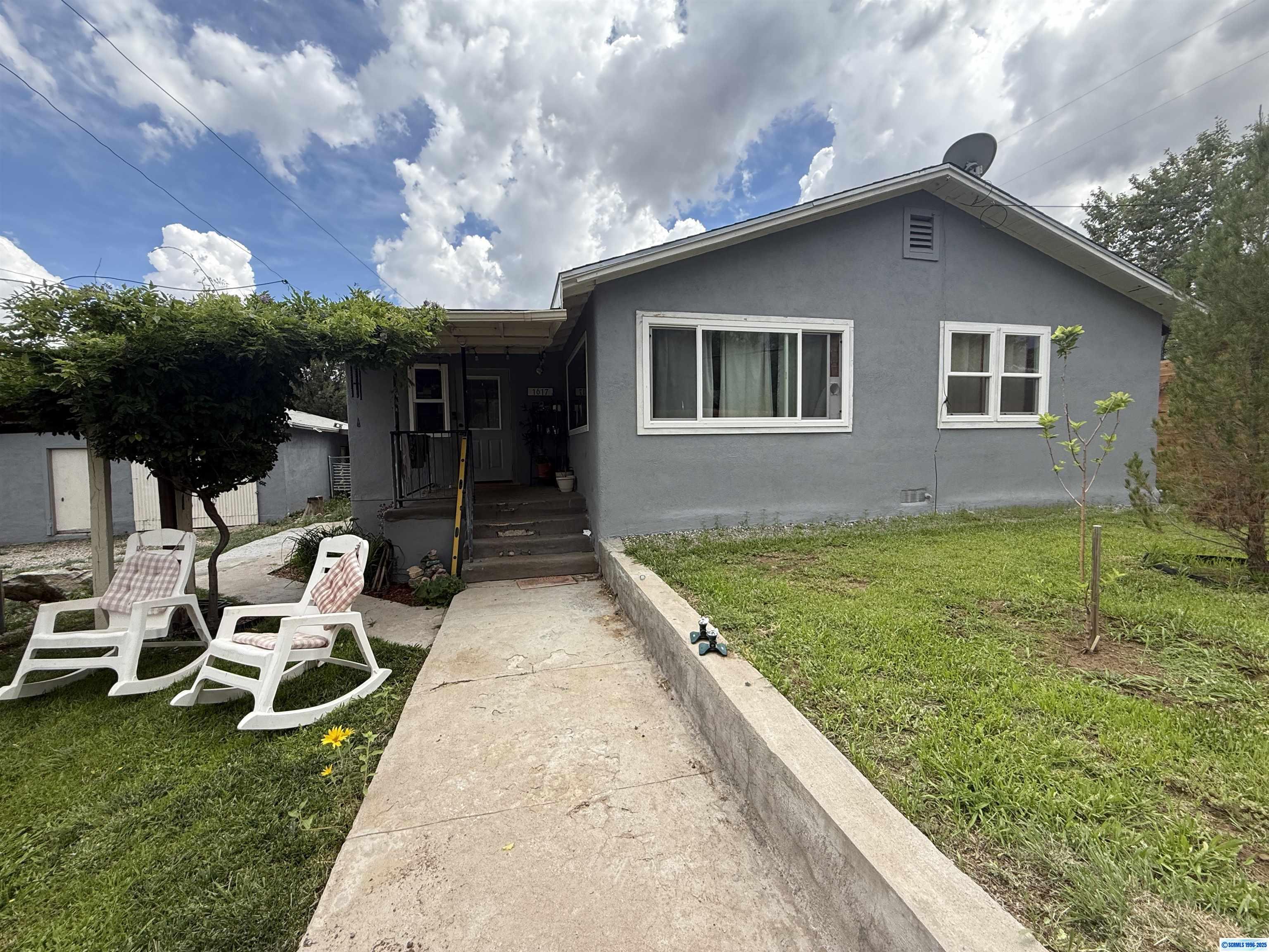 Property Photo:  1617 W Montana  NM 88061 
