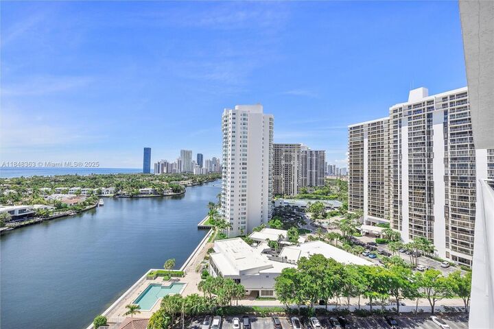Property Photo: 20515 E Country Club Dr 1747 FL 33180