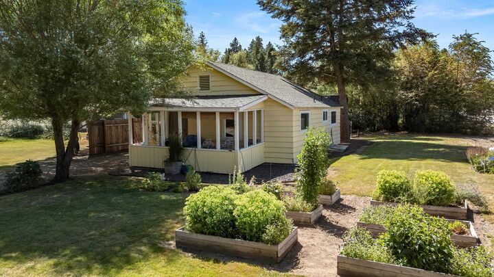 Property Photo: 523 N North Ave WA 99006