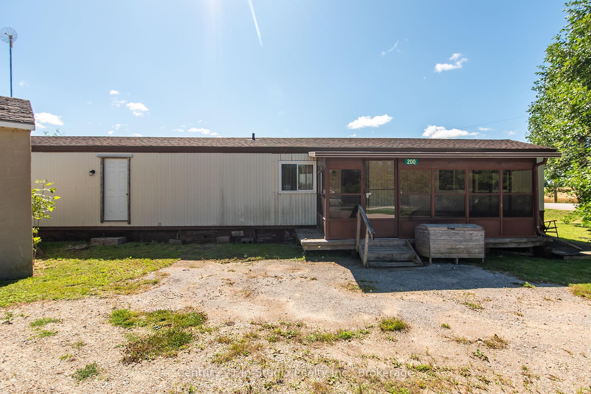 Property Photo: 200 Grace Street E ON N0H 2N0