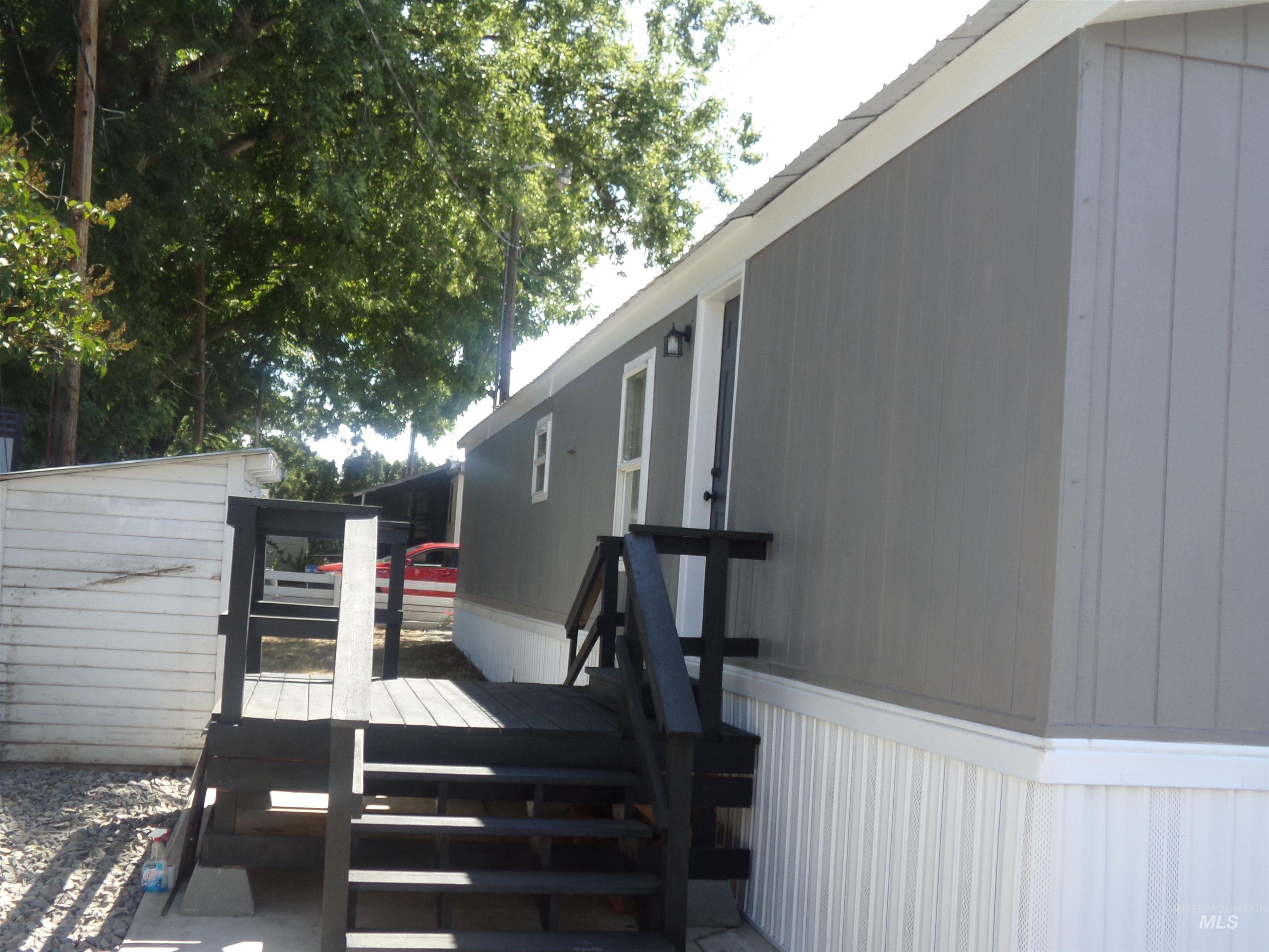 Property Photo: 631 Preston Ave 49 ID 83501