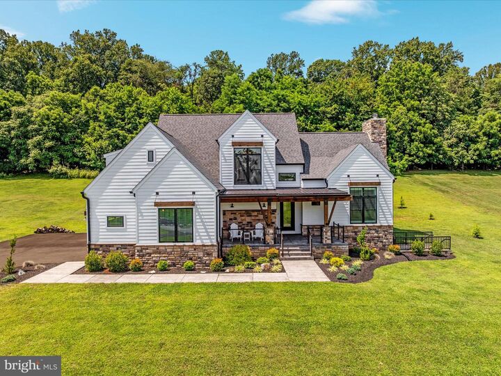 Property Photo: 288 Elegant Dr WV 25403