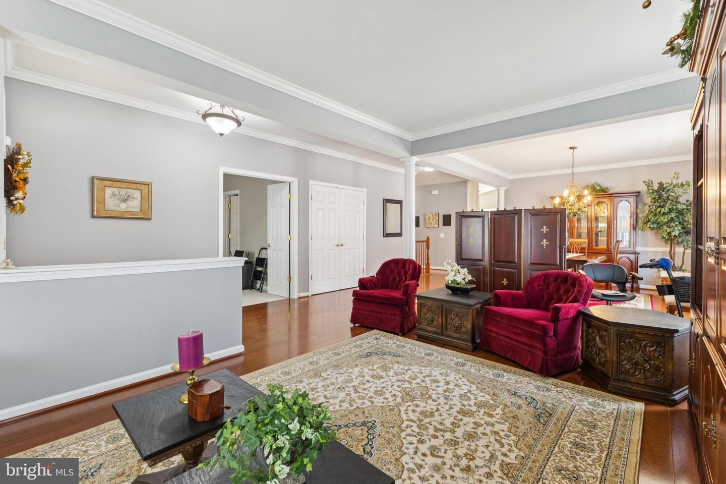 Property Photo: 16076 Dancing Leaf Place VA 22025