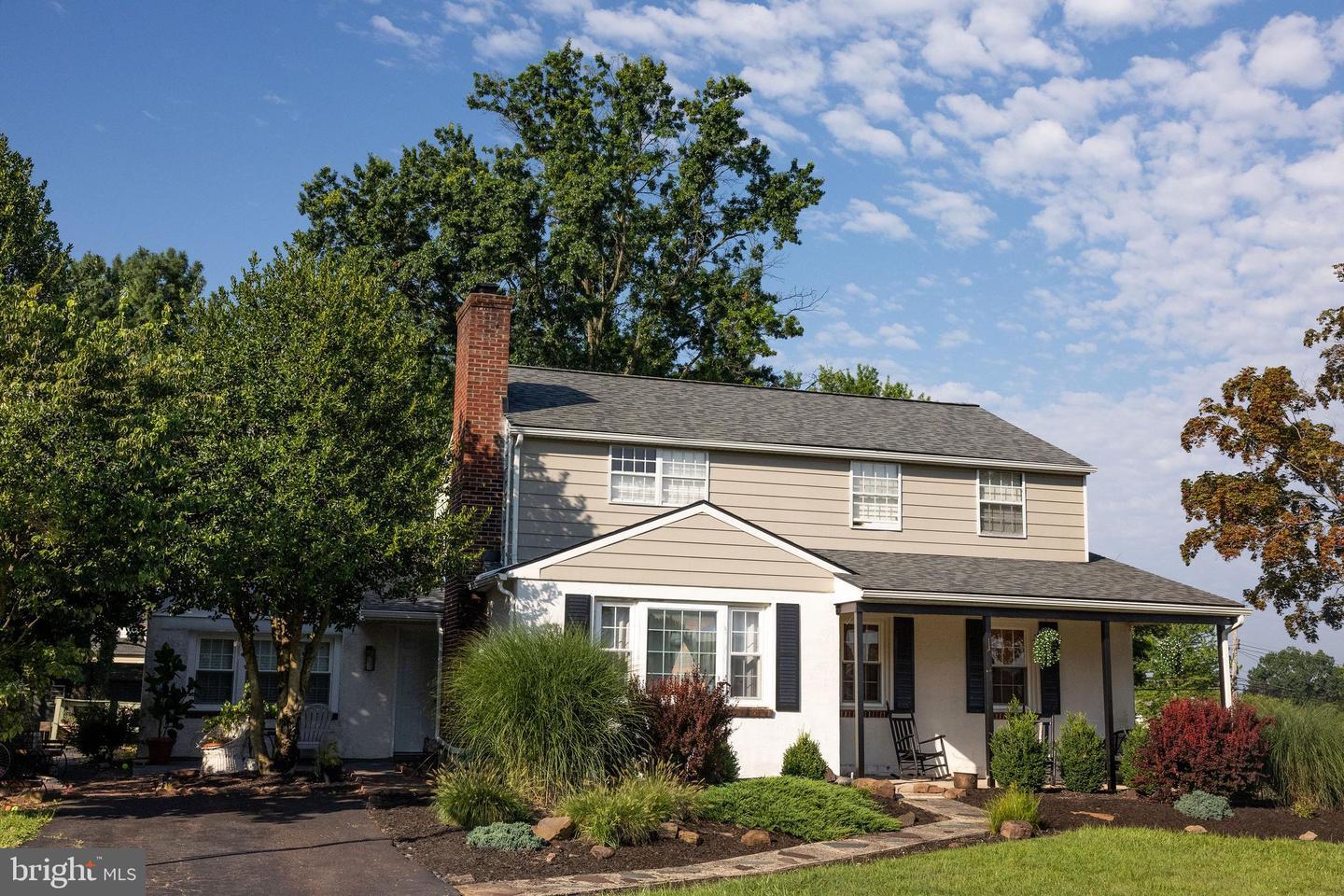 Property Photo: 3216 W Mount Kirk Avenue PA 19403
