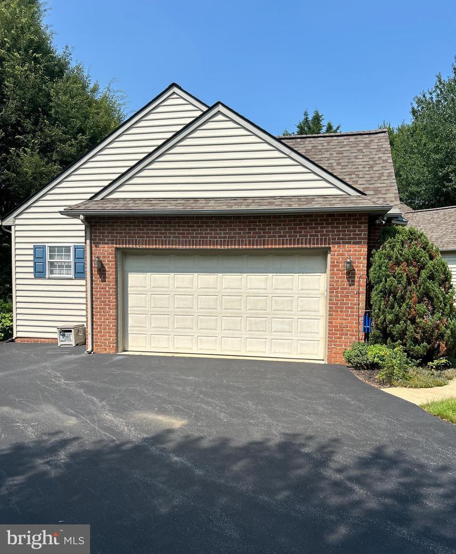 Property Photo: 435 Primrose Avenue PA 17601