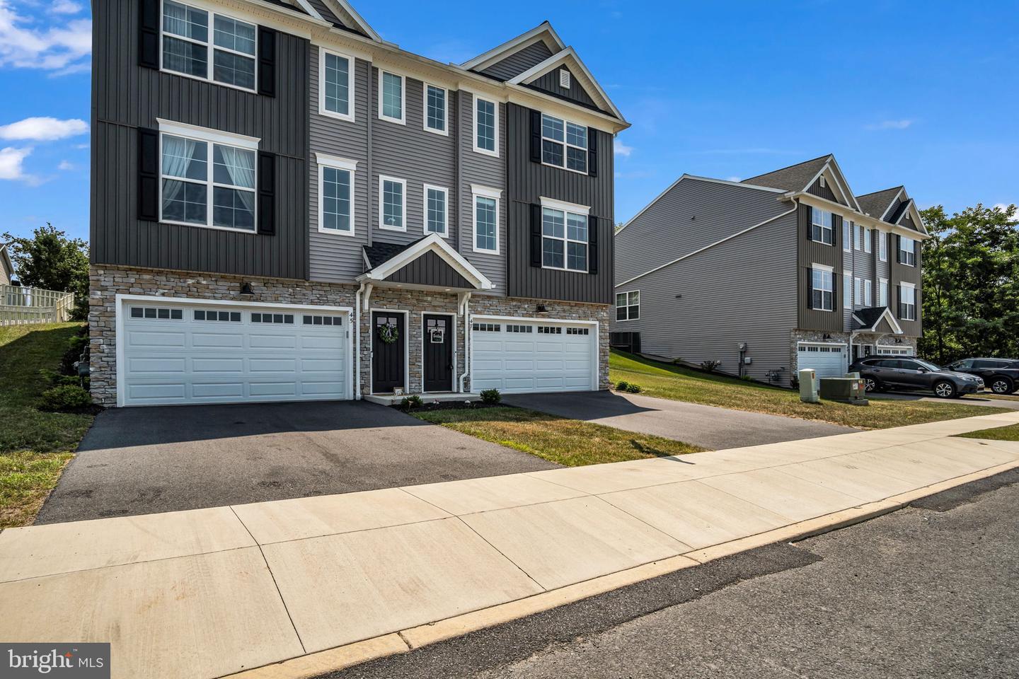 Property Photo:  47 Glenn Vw  PA 17013 