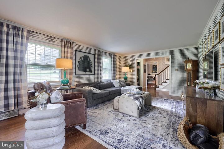 Property Photo: 2129 Stonecrest Drive PA 17601