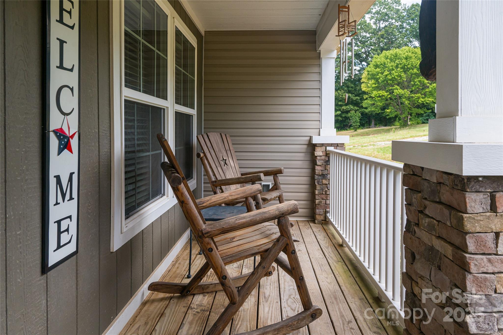 Property Photo: 78 Hillcrest Drive NC 28715