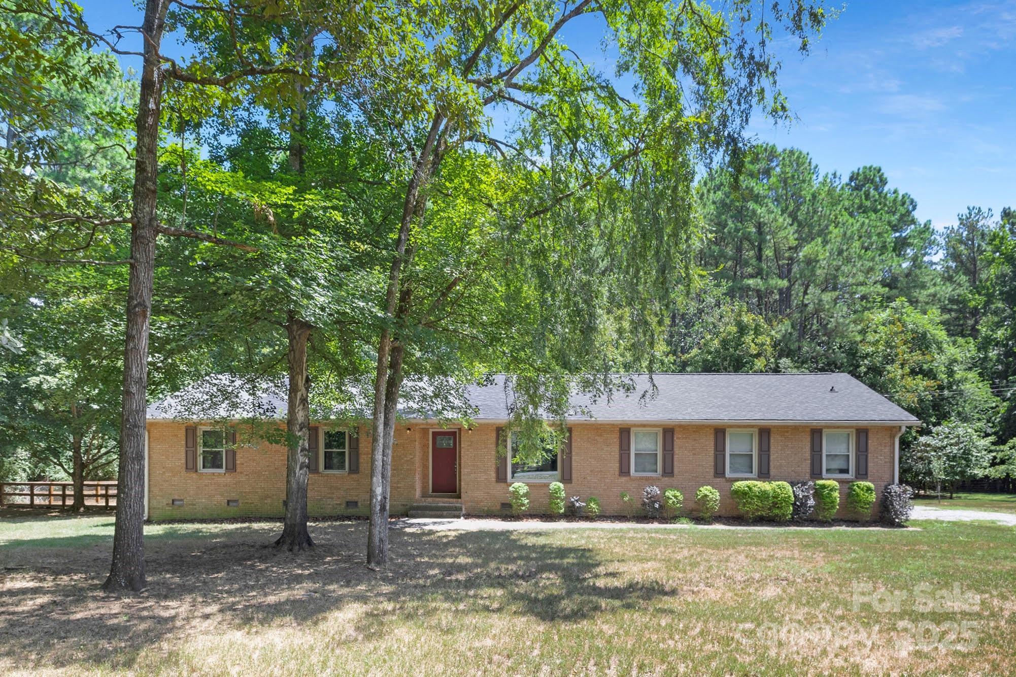 Property Photo: 5930 Astor Drive NC 28075