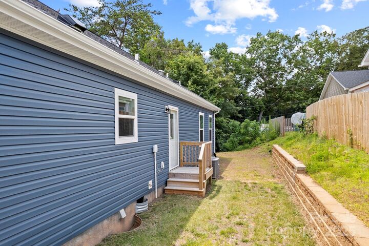 Property Photo: 119 Bellamy Road 27 NC 28806