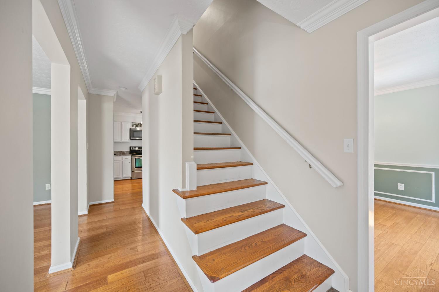 Property Photo: 5718 Highland Terrace OH 45150