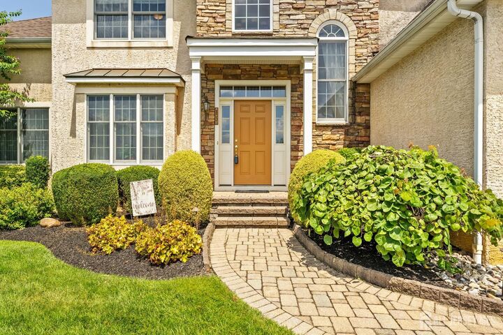 Property Photo: 15 Heather Court NJ 08022