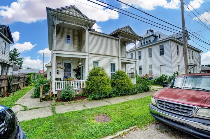 Property Photo: 11-13 E Saint Clair Street OH 43055