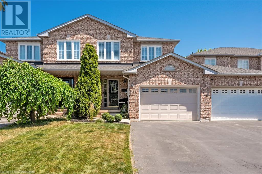 Photo de la propriété: 521 Eliza Crescent ON L7L 6J1