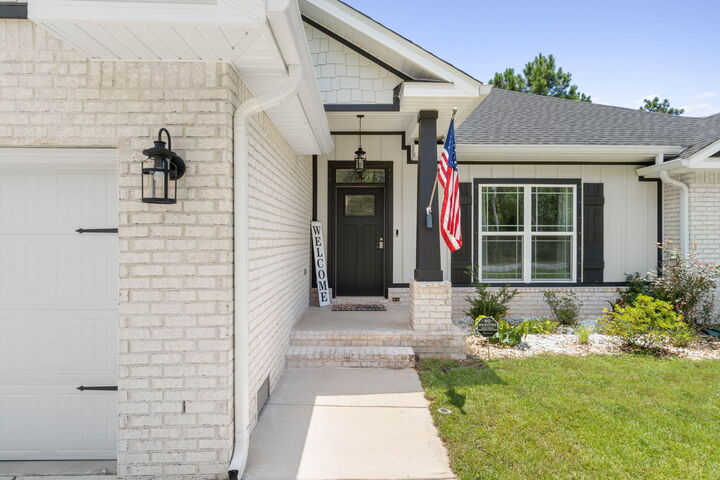 Property Photo: 7053 Leisure Street FL 32566