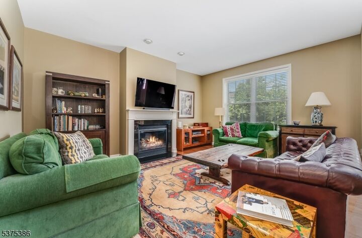 Property Photo: 12 Higgins Ct NJ 08822
