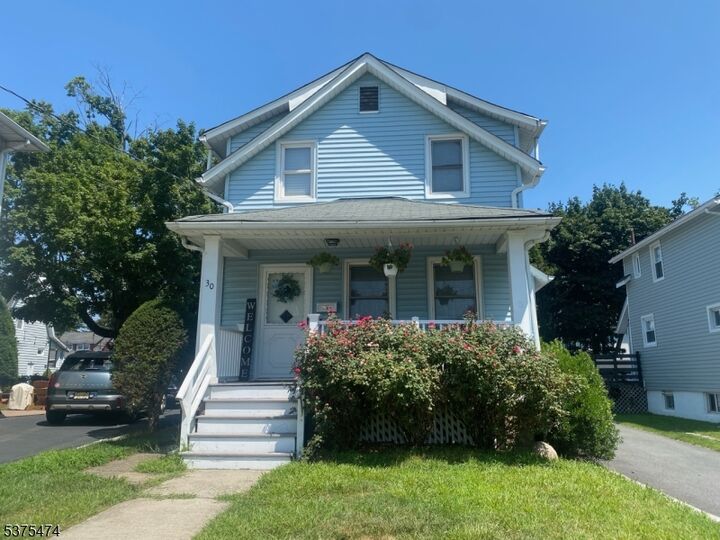 30 Shadyside Ave  Dumont Boro NJ 07628 photo