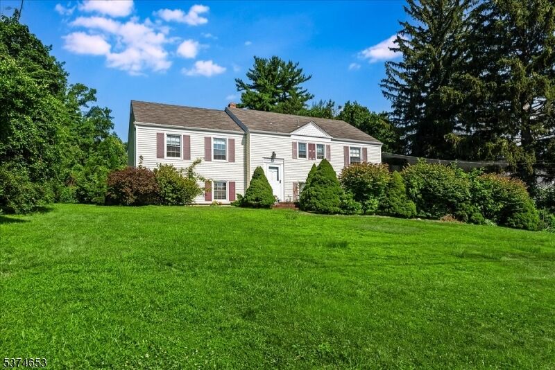 Property Photo:  9 Kenneth Rd  NJ 07950 