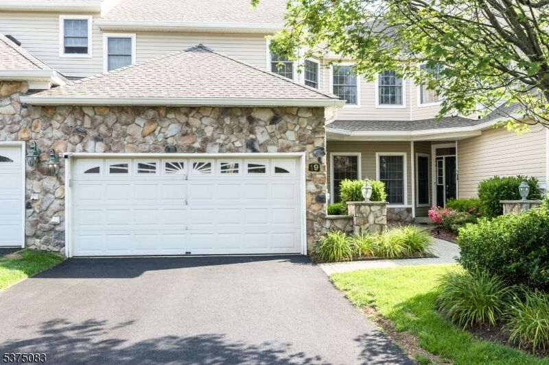 Property Photo:  19 Pebble Beach Dr  NJ 07039 