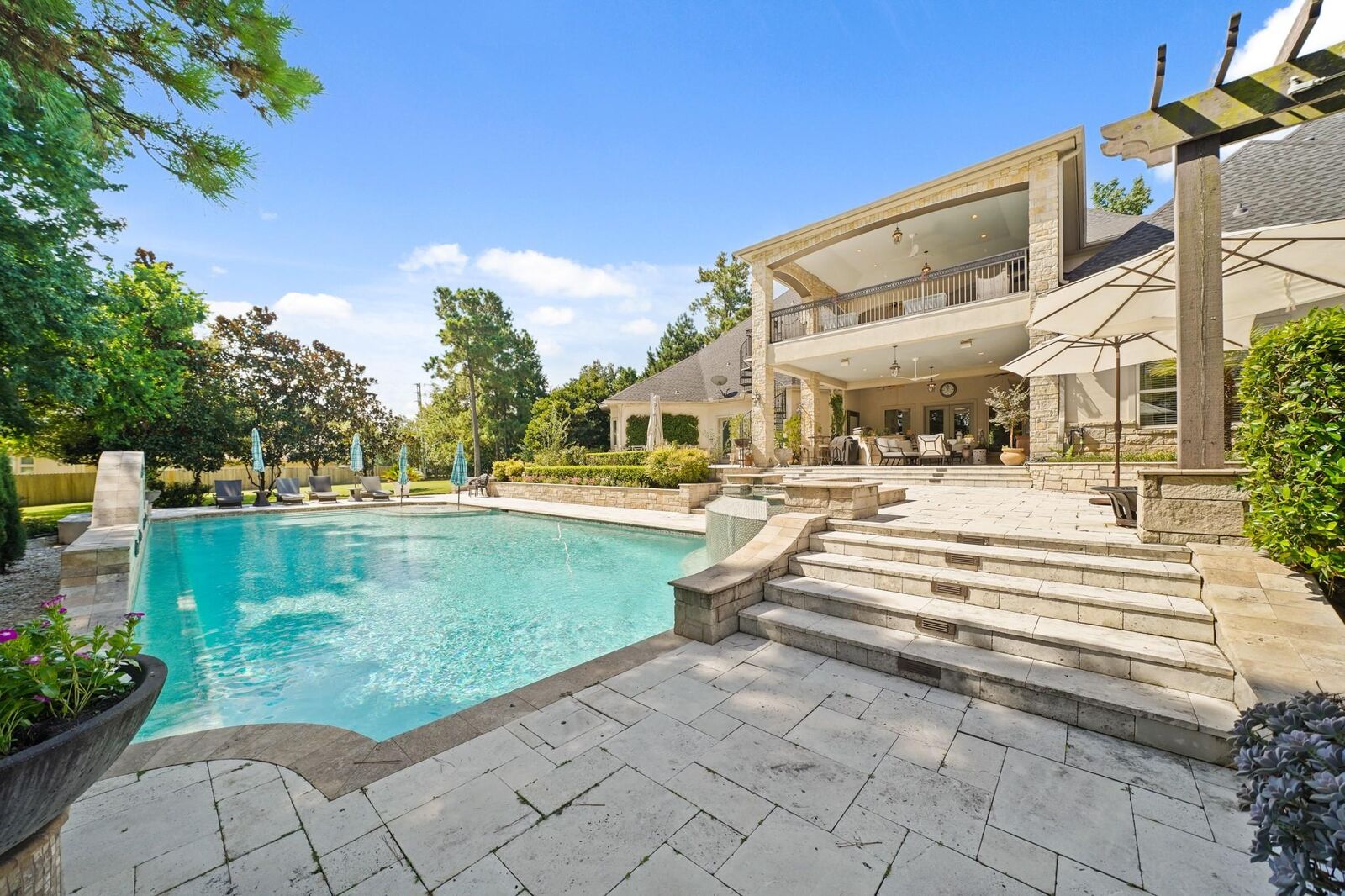 Property Photo:  6702 Star Ledge Court  TX 77389