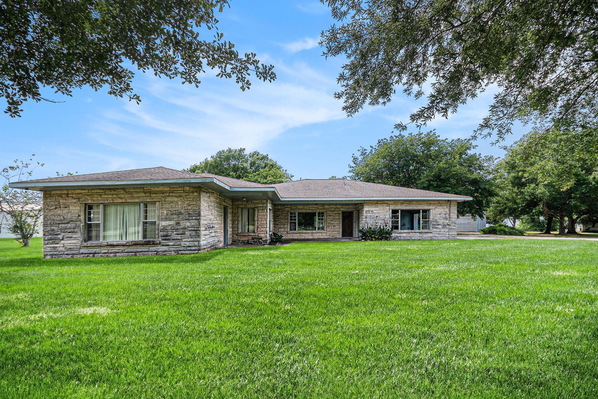 Property Photo:  3332 S Main  TX 77514 