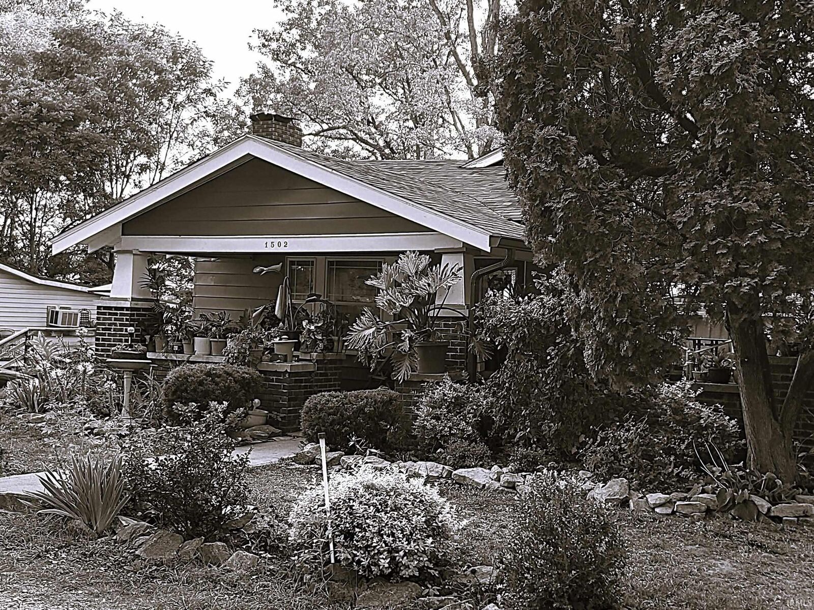 Property Photo: 1502 S College Avenue IN 47403-3502