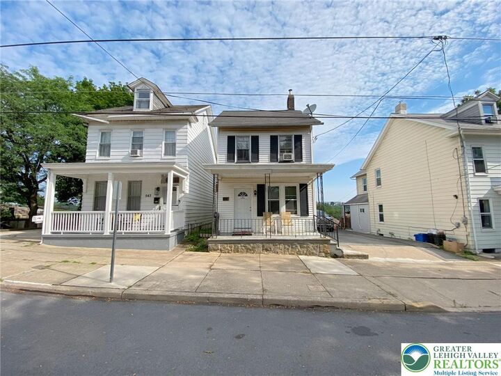541 Wilkes Barre Street  Easton PA 18042 photo