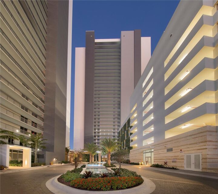 Property Photo: 16385 Biscayne Boulevard 2806 FL 33160