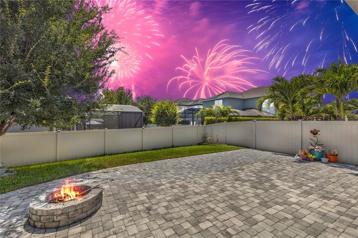 Property Photo: 9213 Holliston Creek Place FL 34787
